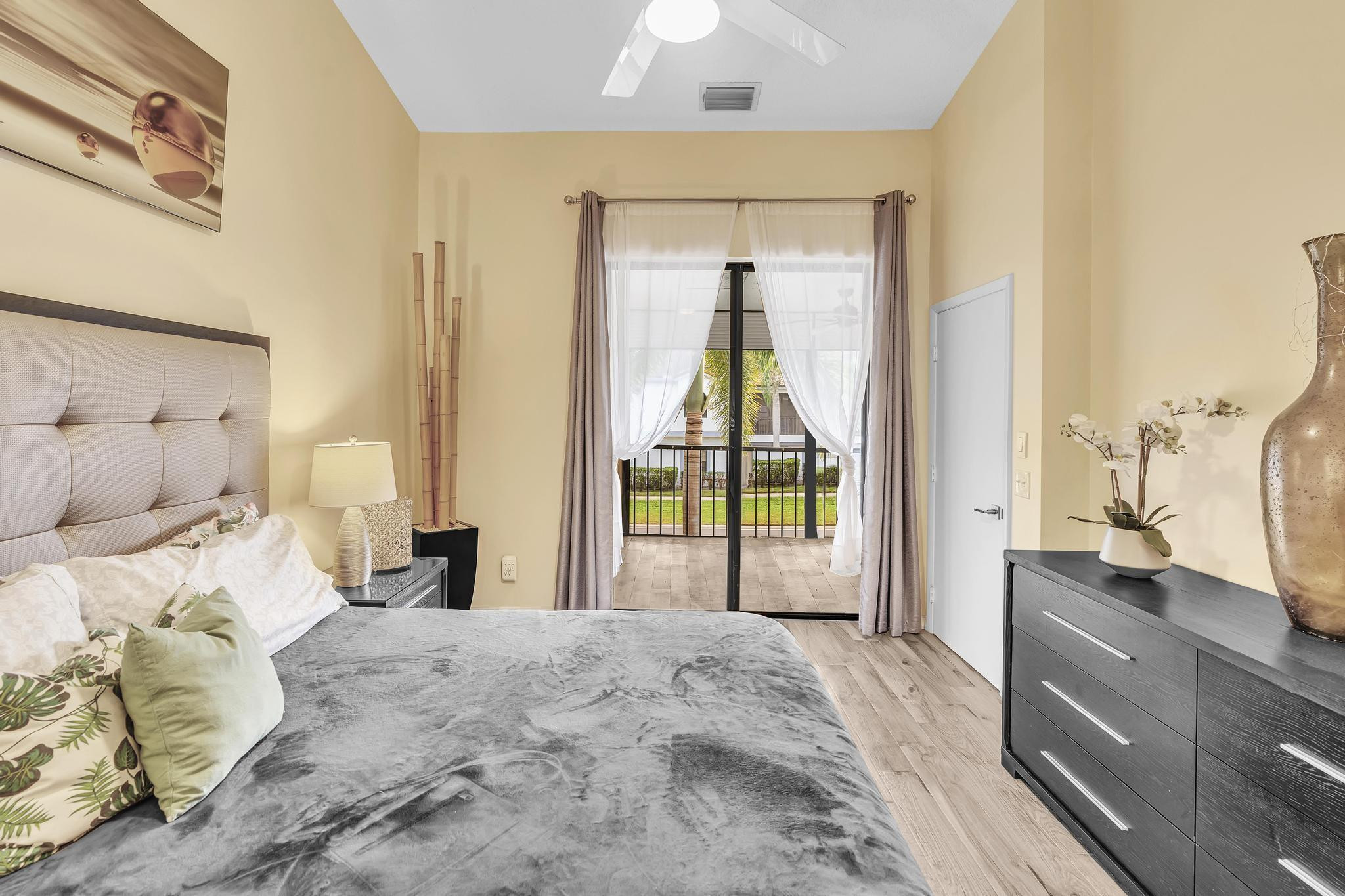 Platina Alexandra Village - Residential