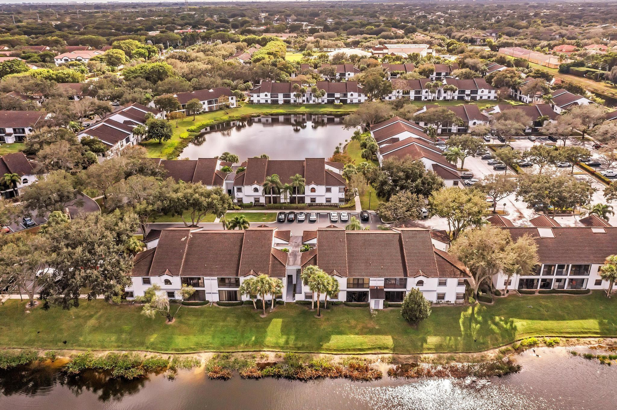 Platina Alexandra Village - Residential