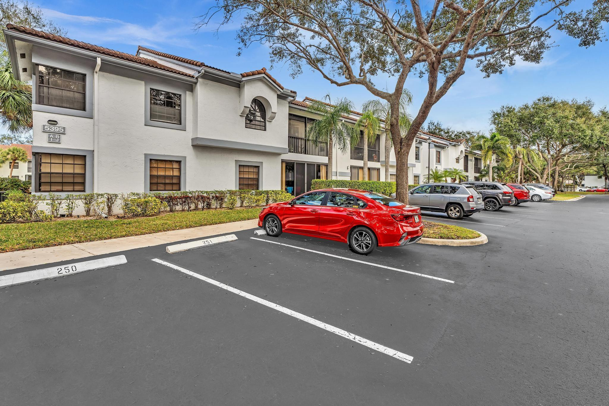 Platina Alexandra Village - Residential