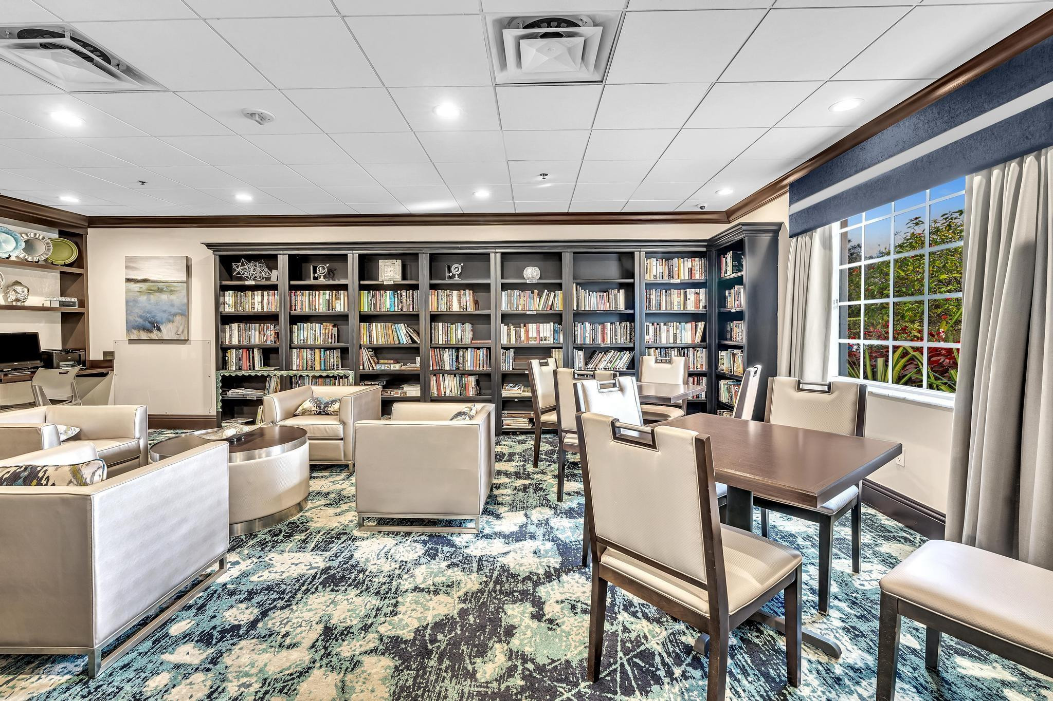 Platina Alexandra Village - Residential