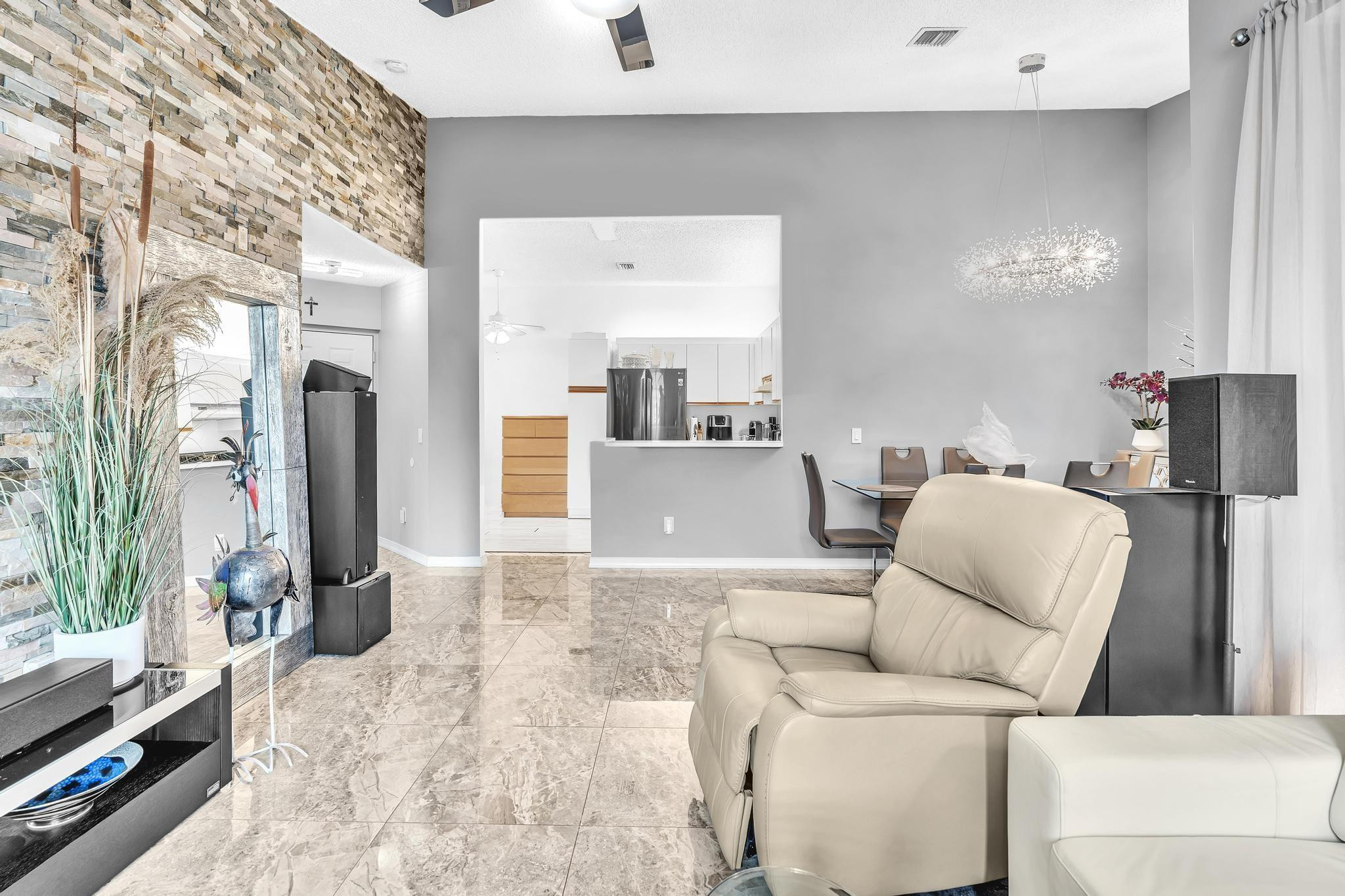 Platina Alexandra Village - Residential