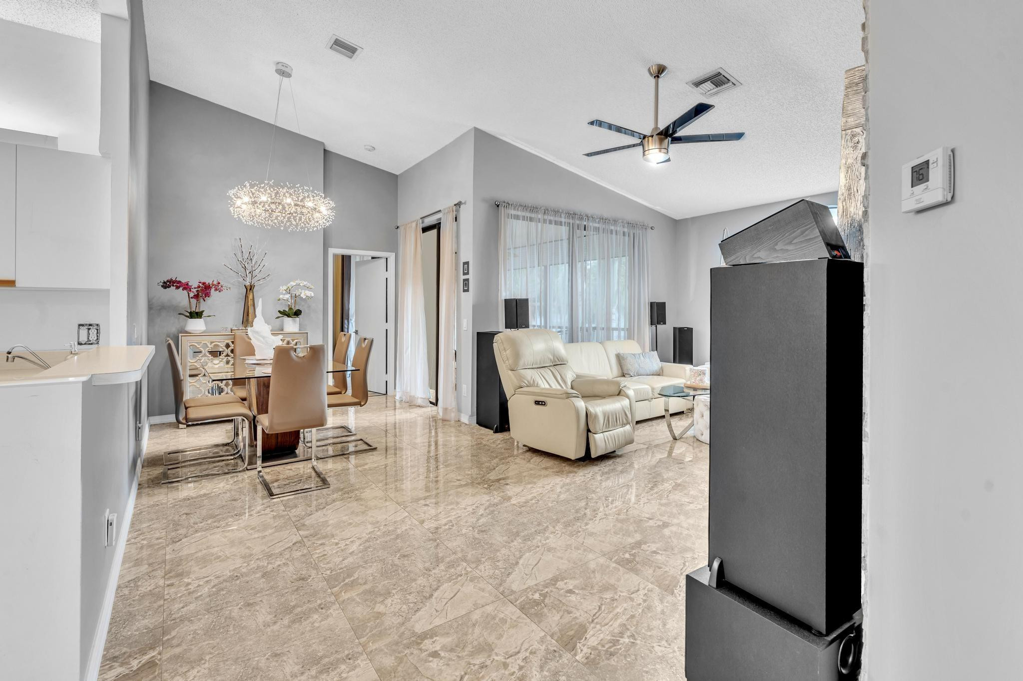 Platina Alexandra Village - Residential