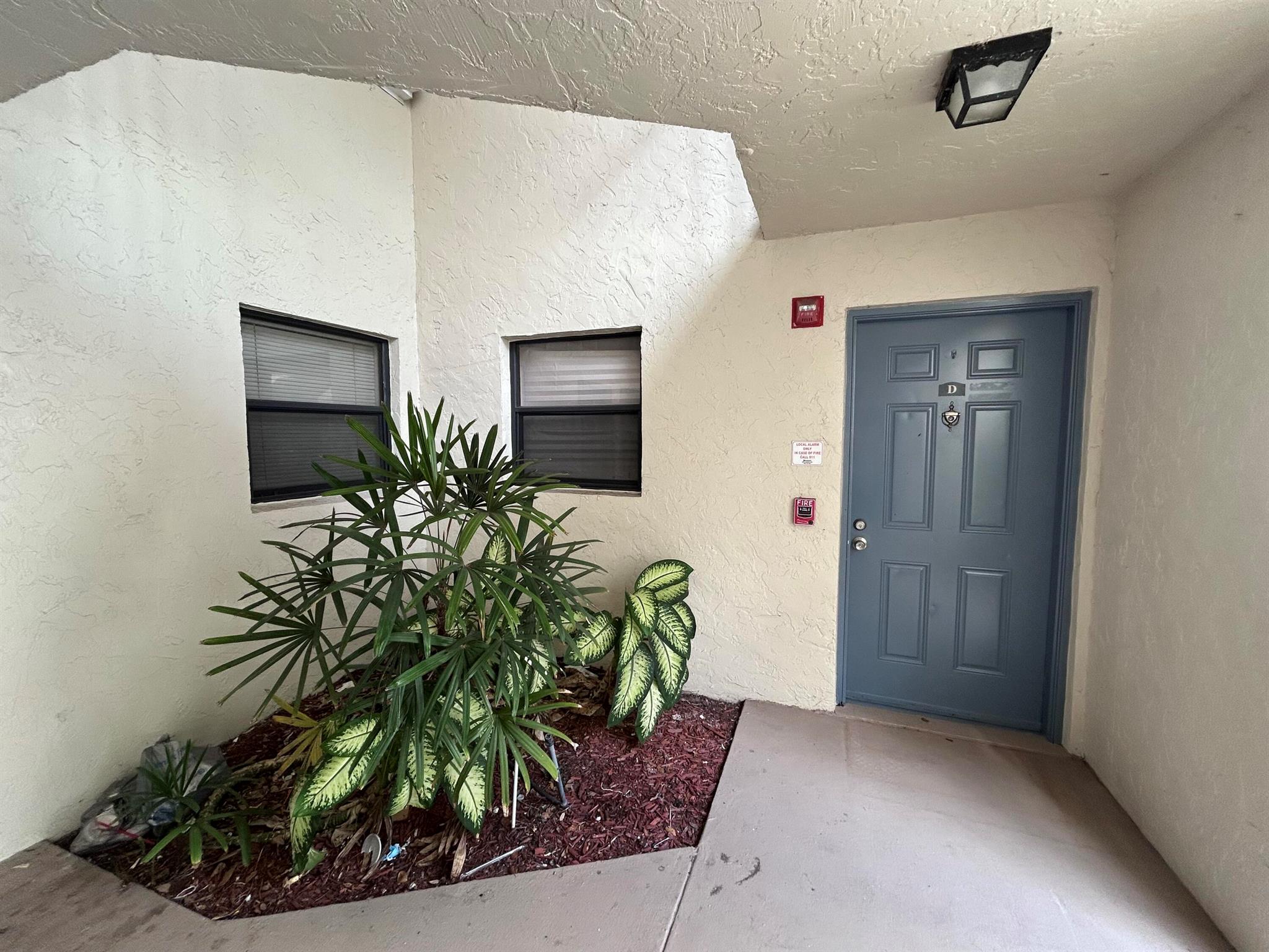 View photos, virtual tours, details... 1525 Lake Crystal Drive D