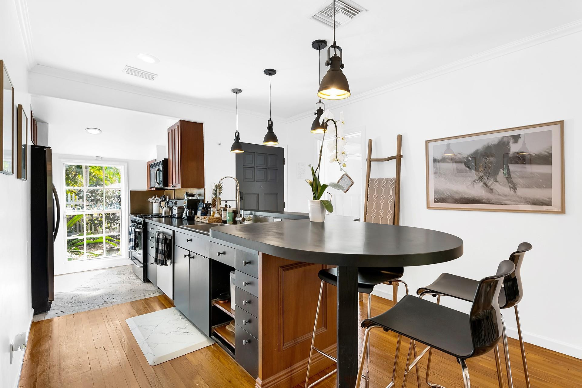 Lauderdale 2-9 D - Residential Lease