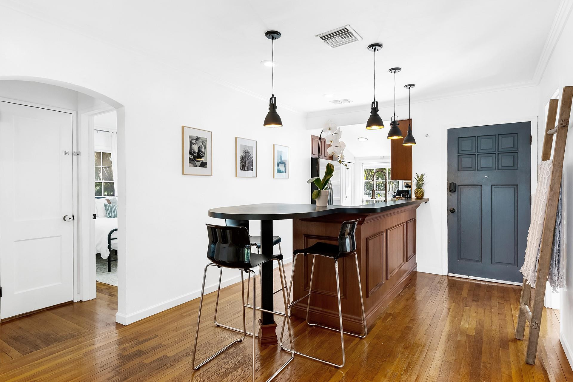 Lauderdale 2-9 D - Residential Lease