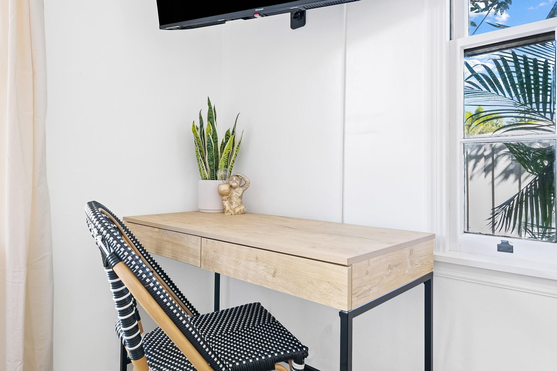 Lauderdale 2-9 D - Residential Lease