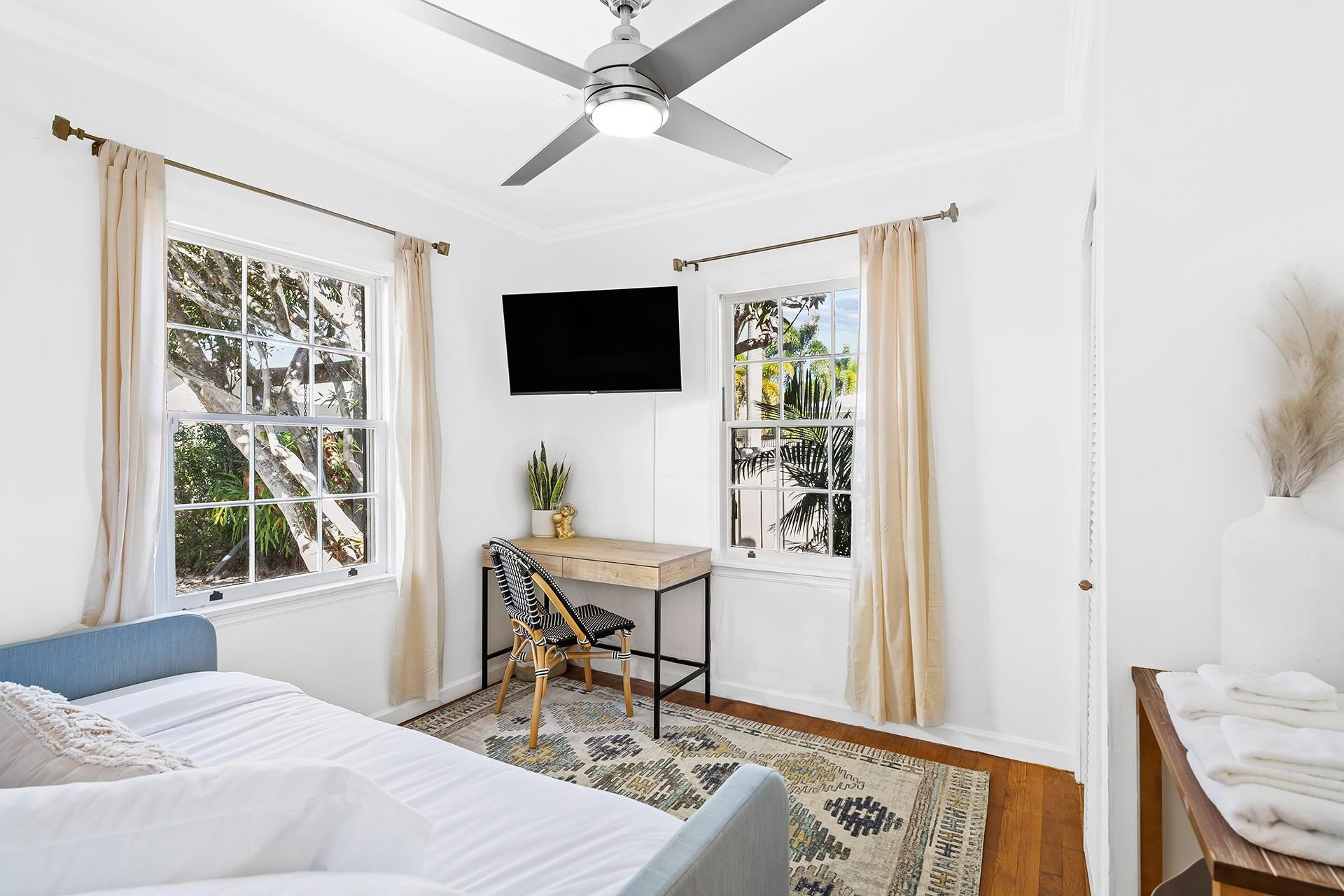 Lauderdale 2-9 D - Residential Lease