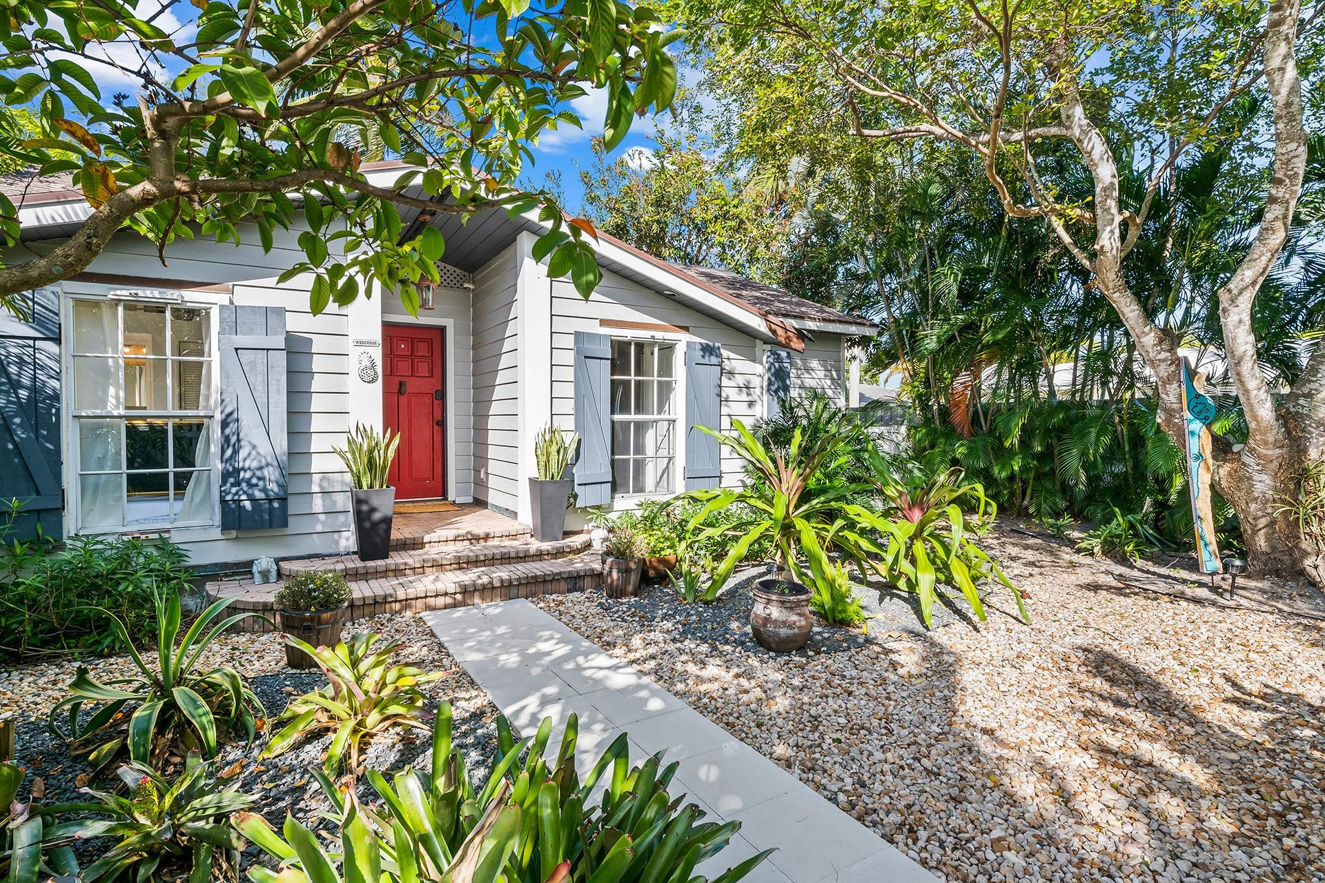 Lauderdale 2-9 D - Residential Lease