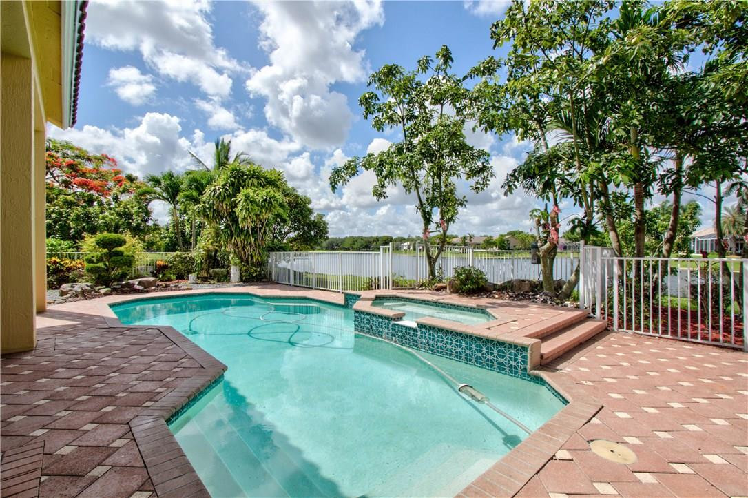 Fox Ridge Estates - Residential
