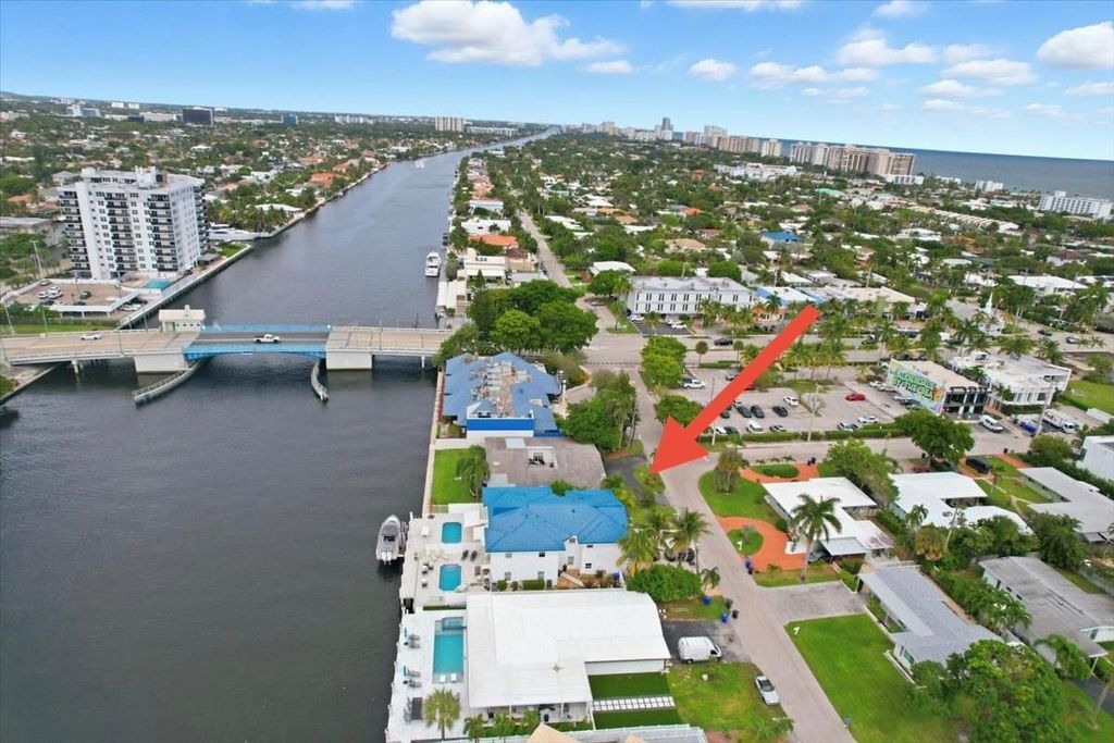 Photo of 4331 W Tradewinds Ave #B, Fort Lauderdale, FL 33308 (MLS # F10533714)