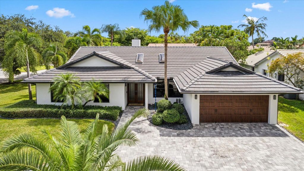 Photo of 4781 NW 88th Terrace, Coral Springs, FL 33067 (MLS # F10464300)