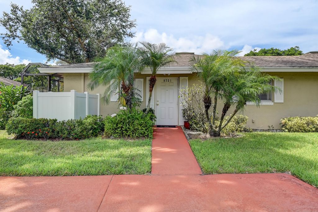 Photo of 8721 Echo Lane Ln, Boca Raton, FL 33496 (MLS # R10813599)