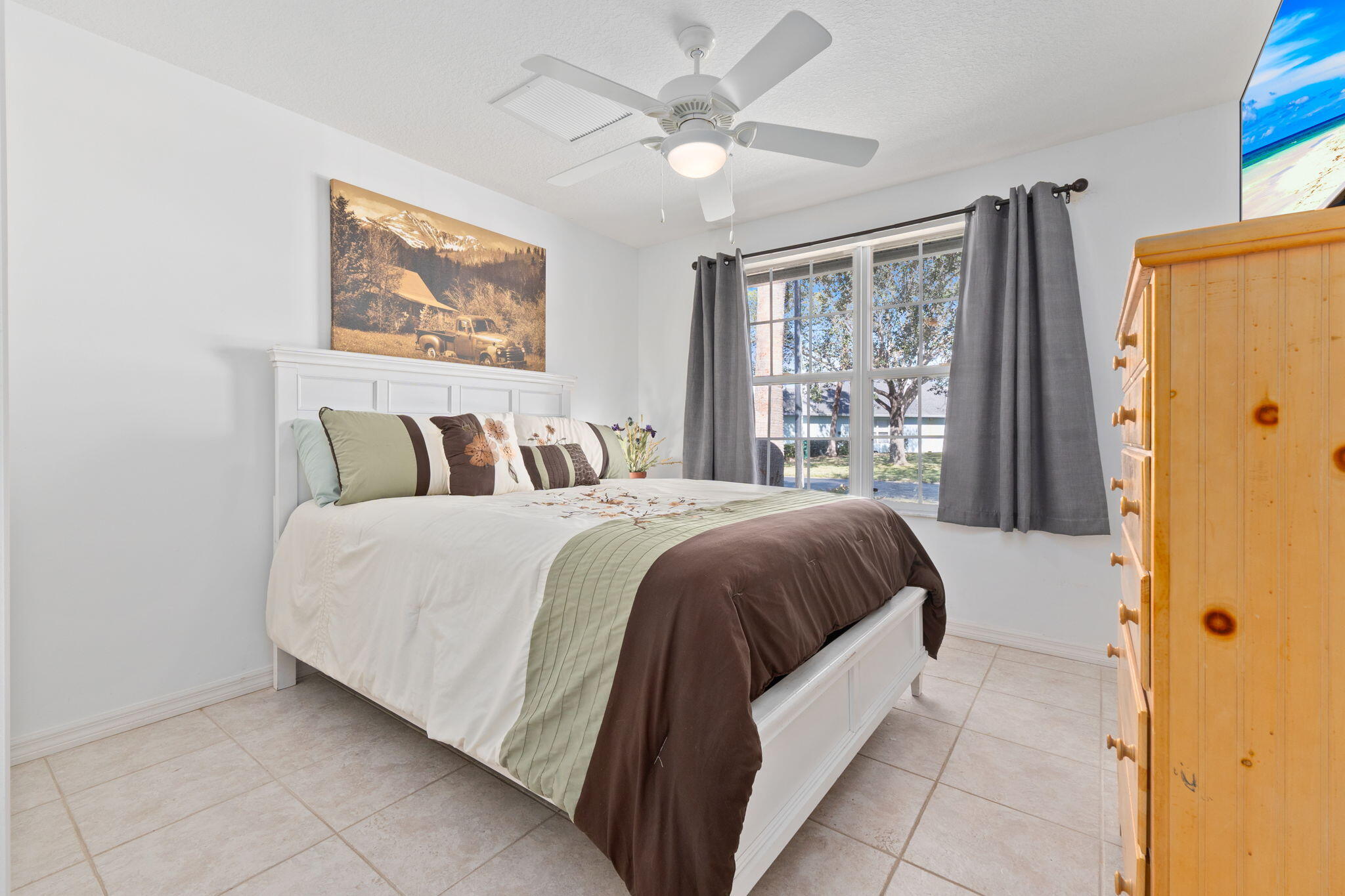 Sawgrass Lakes Phase 5 - Residential