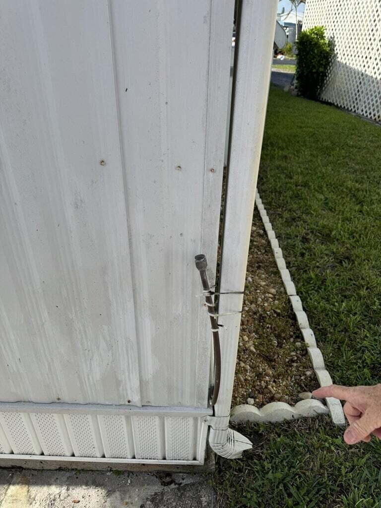 WOODBRIDGE MOBILE VILLAGE - Residential