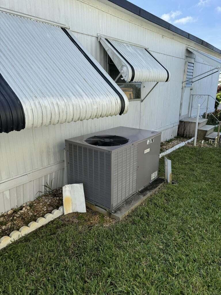 WOODBRIDGE MOBILE VILLAGE - Residential