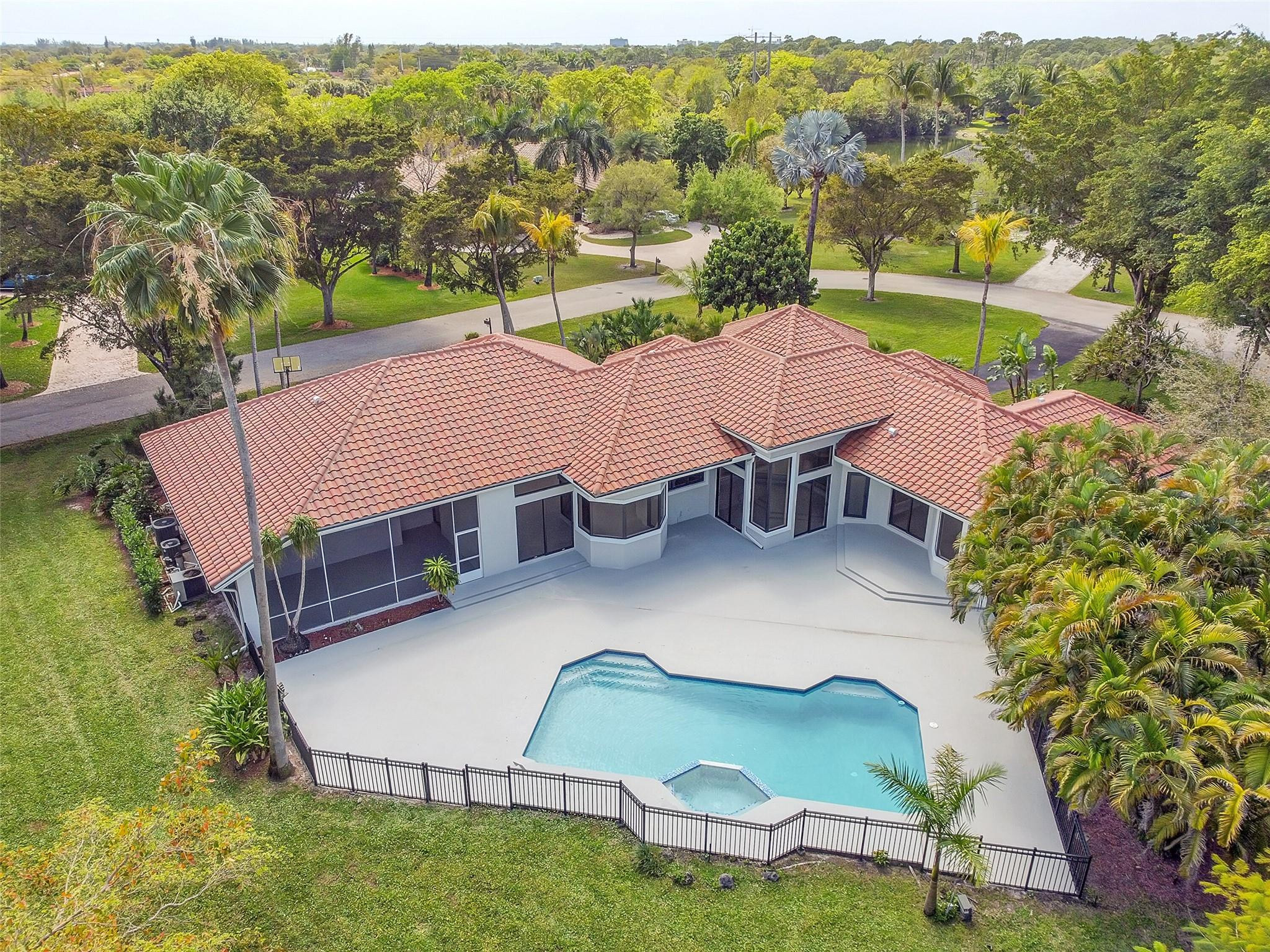 Whispering Woods 118-25 B - Residential