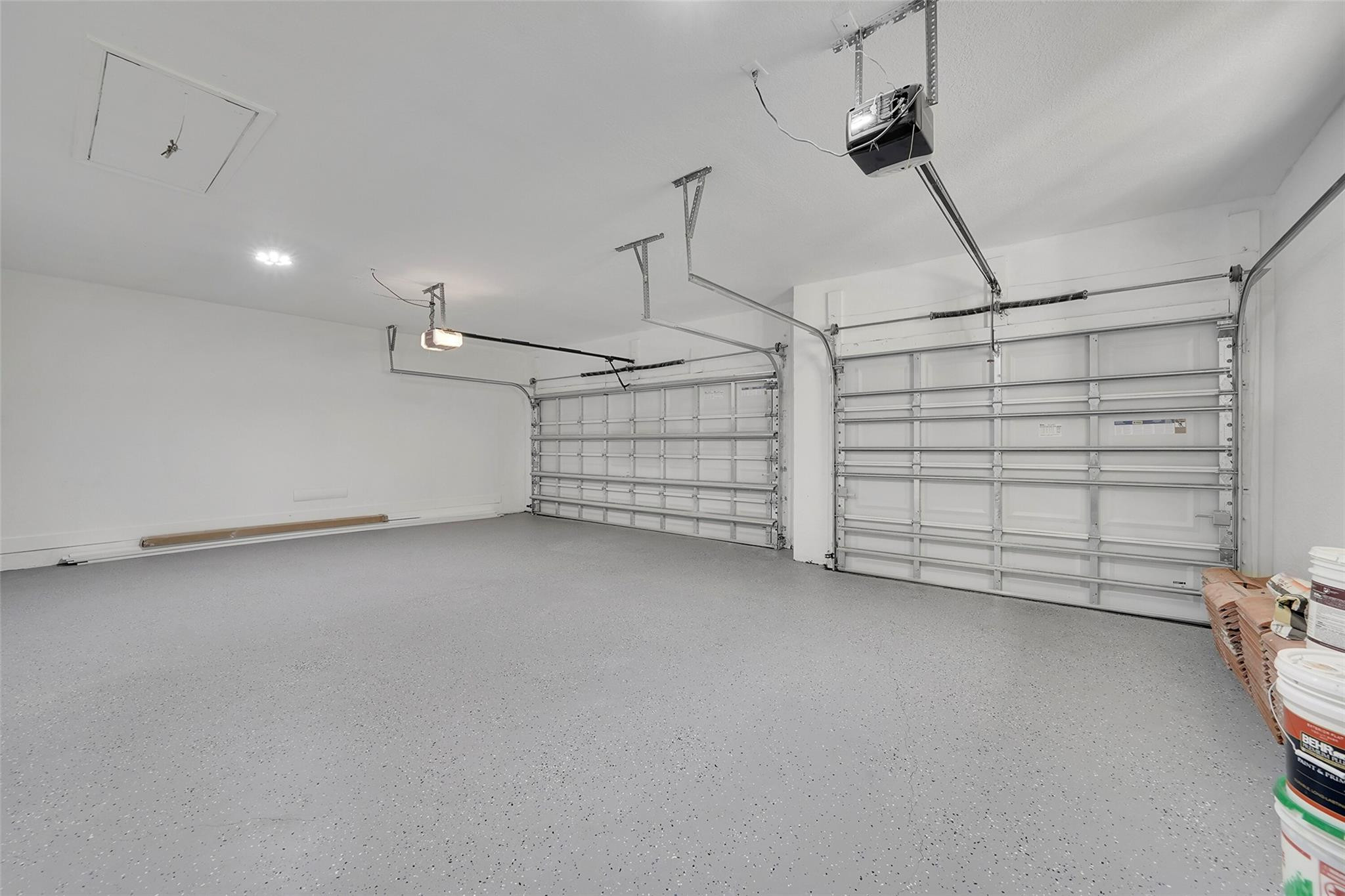 Whispering Woods 118-25 B - Residential