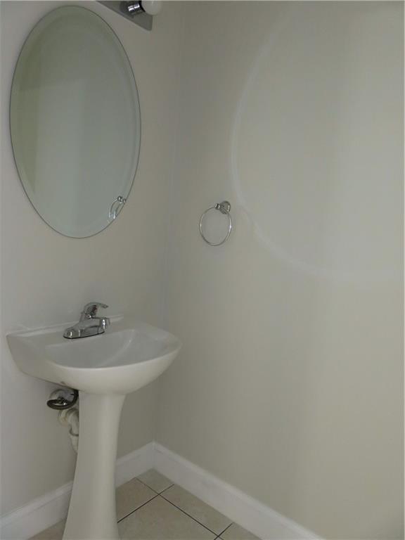 SANTA CRUZ - Residential Lease