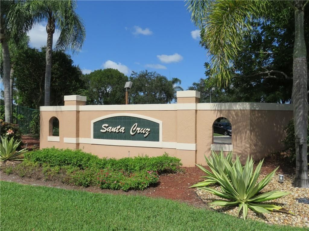 Photo of 9764 Kamena Circle, Boynton Beach, FL 33436 (MLS # F10539218)