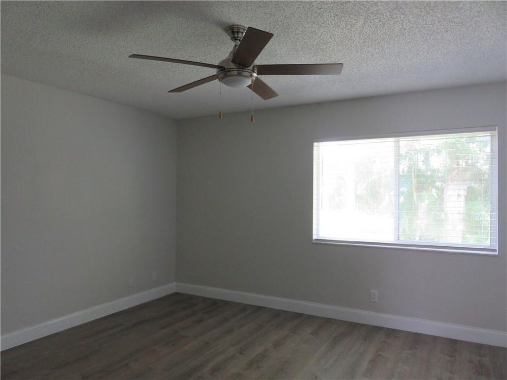 SANTA CRUZ - Residential Lease
