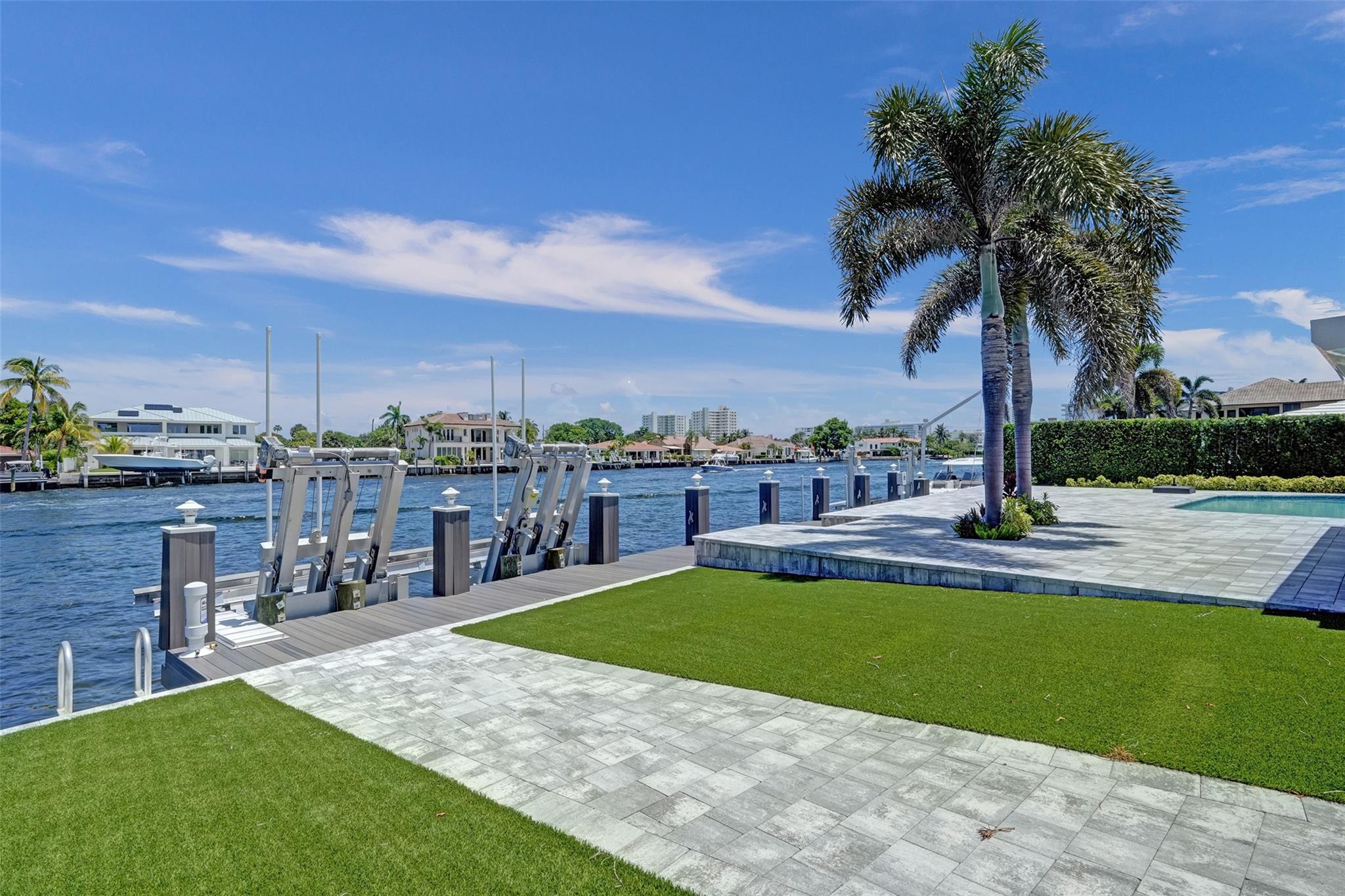 Hillsboro Harbor - Residential