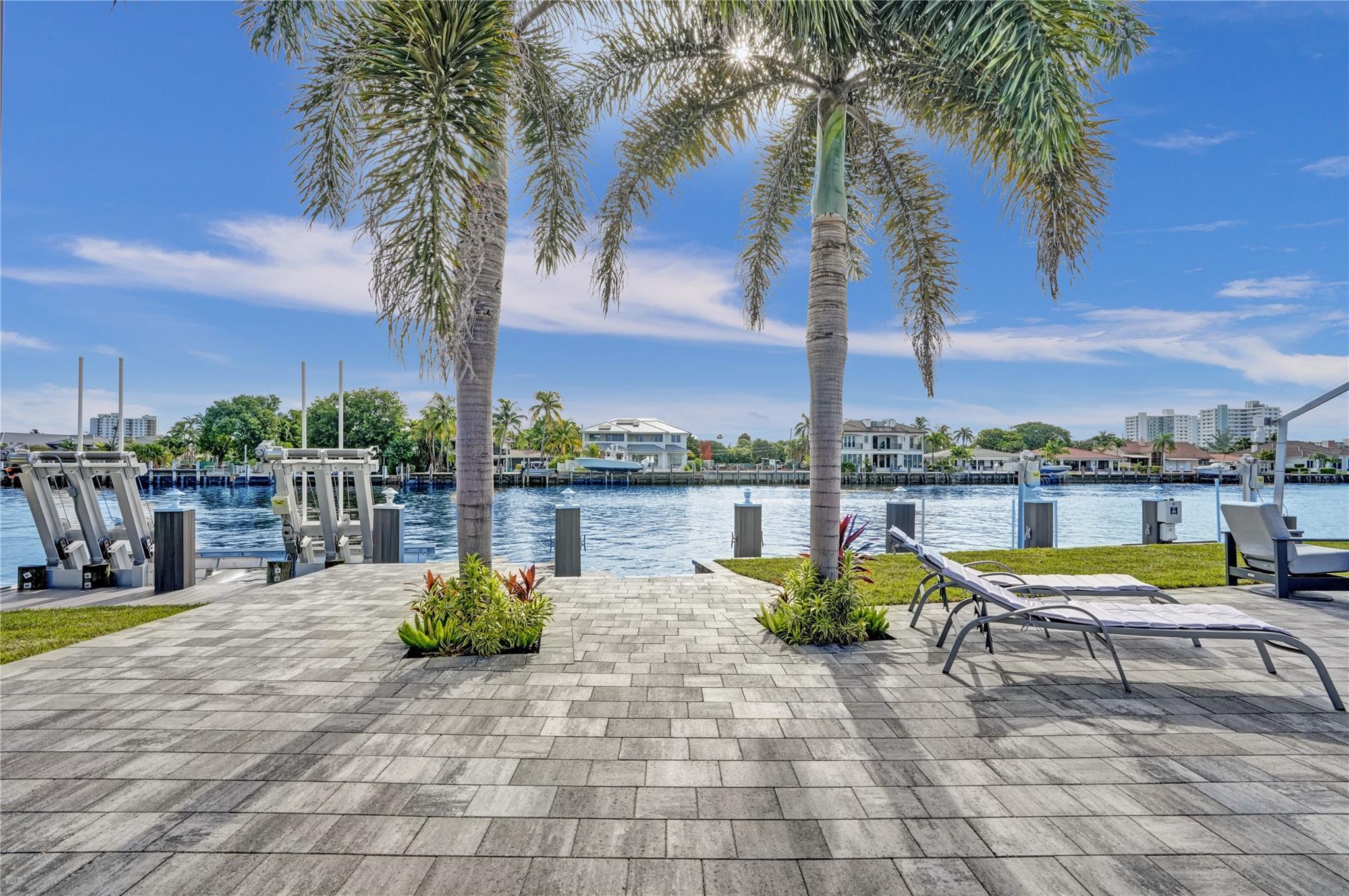 Hillsboro Harbor - Residential