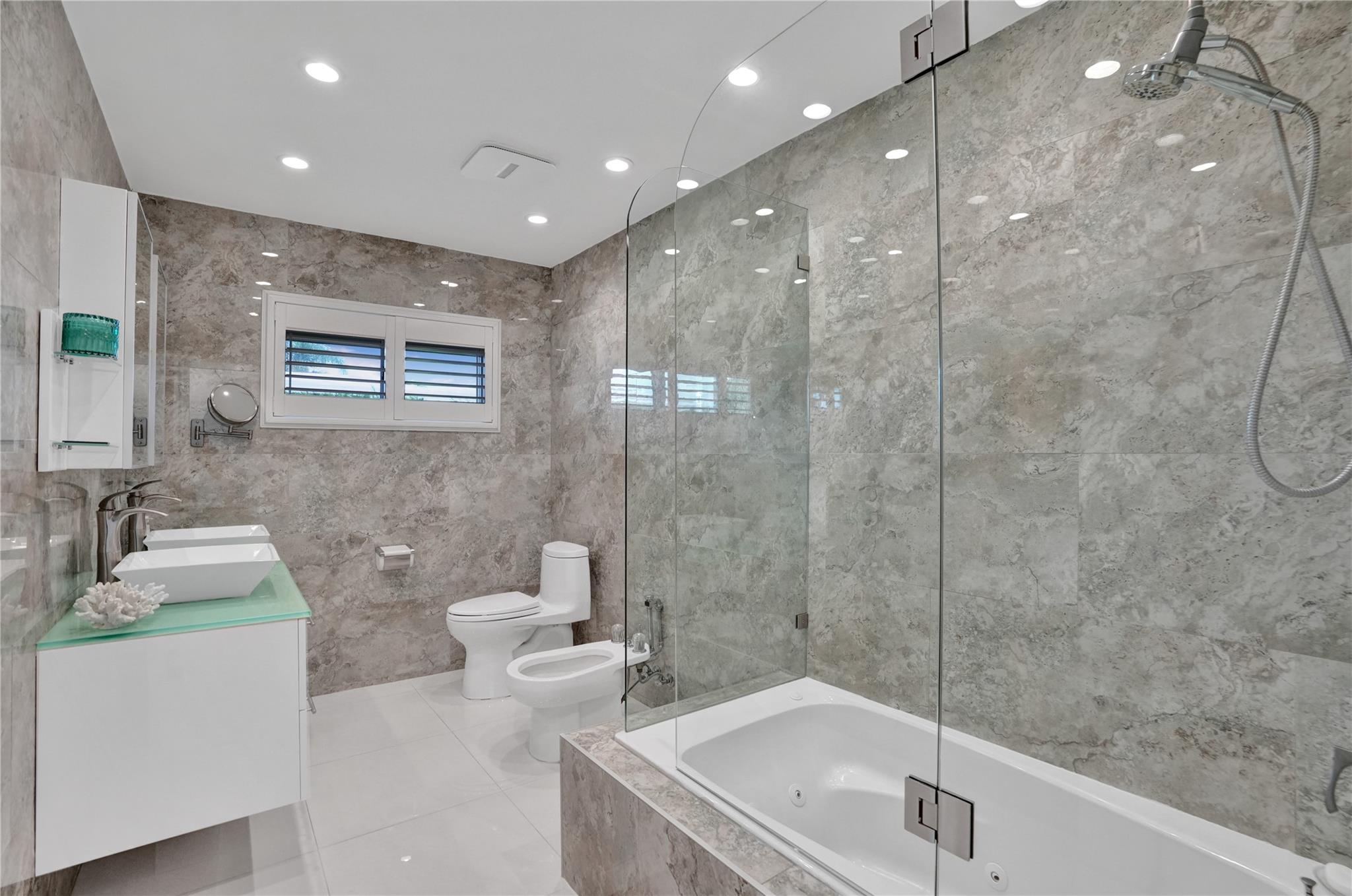 Hillsboro Harbor - Residential