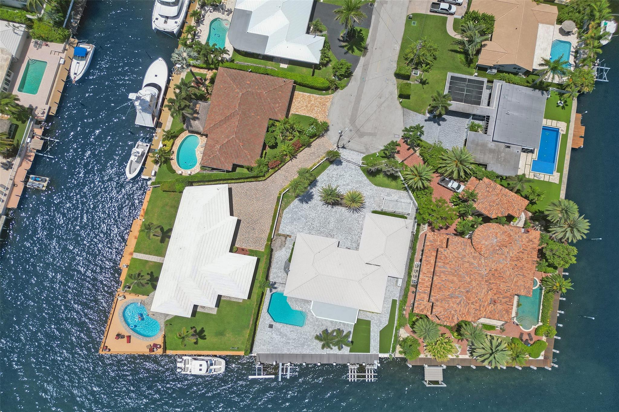 Hillsboro Harbor - Residential