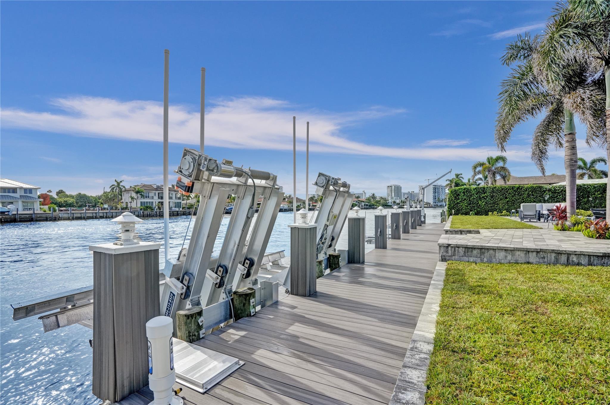 Hillsboro Harbor - Residential