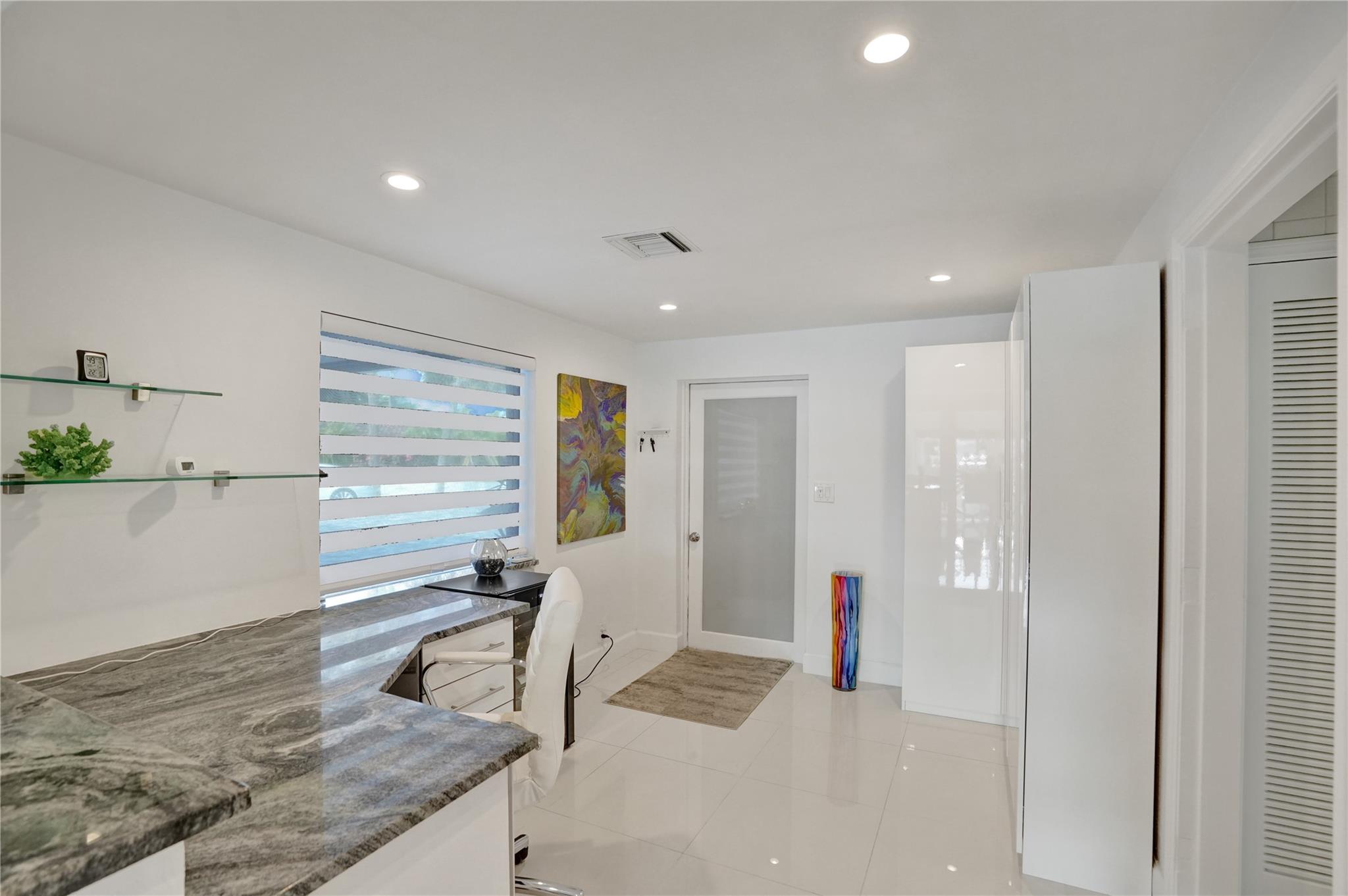 Hillsboro Harbor - Residential