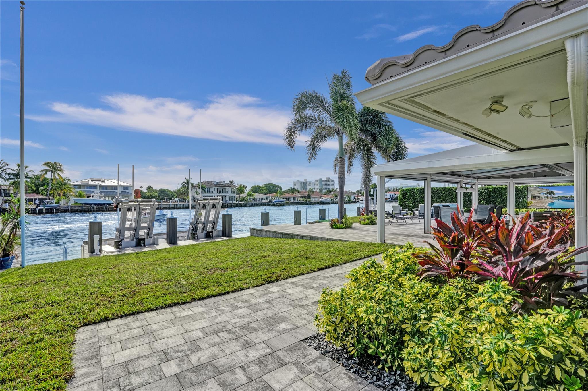 Hillsboro Harbor - Residential