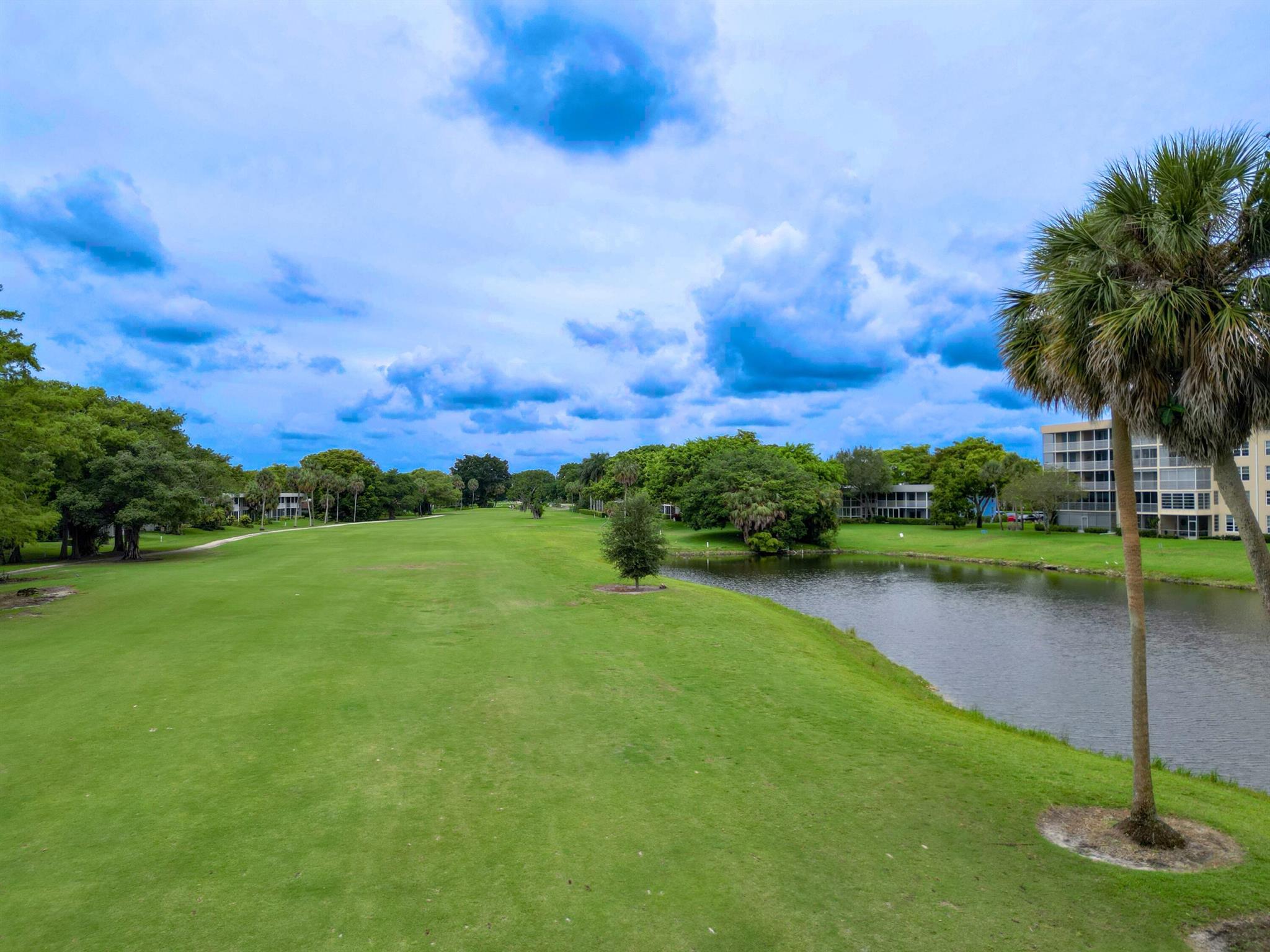 NO 102 PALM-AIRE COUNTRY - Residential Lease