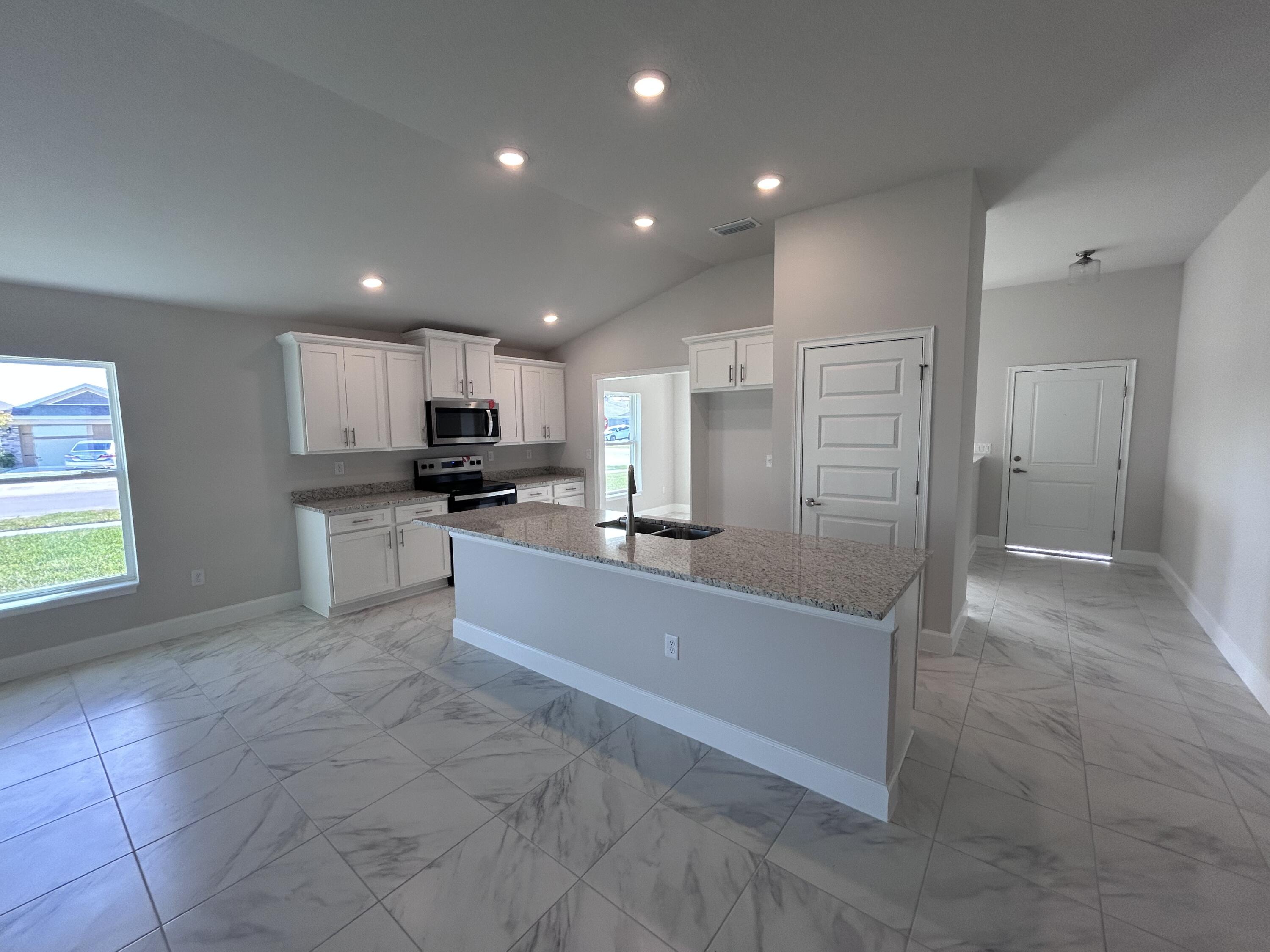 5728 Waterstone Boulevard