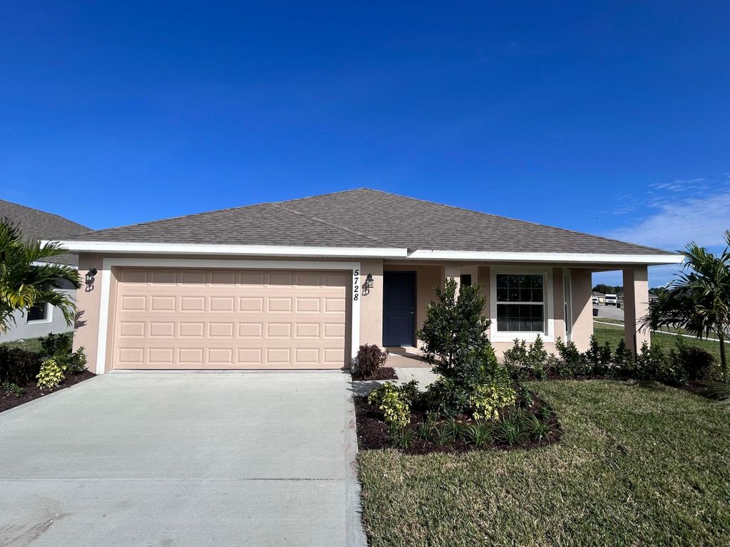 Photo of 5728 Waterstone Boulevard, Fort Pierce, FL 34951 (MLS # R11144500)