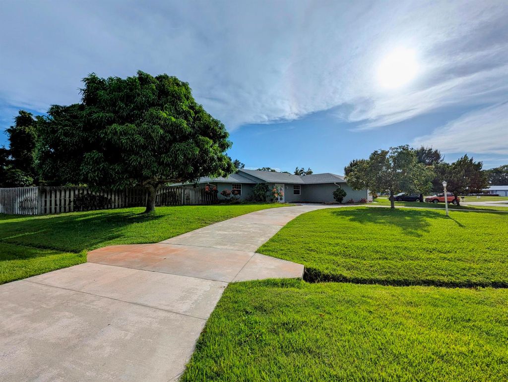 Photo of 3074 SE Dalhart Road, Port Saint Lucie, FL 34952 (MLS # R11100158)