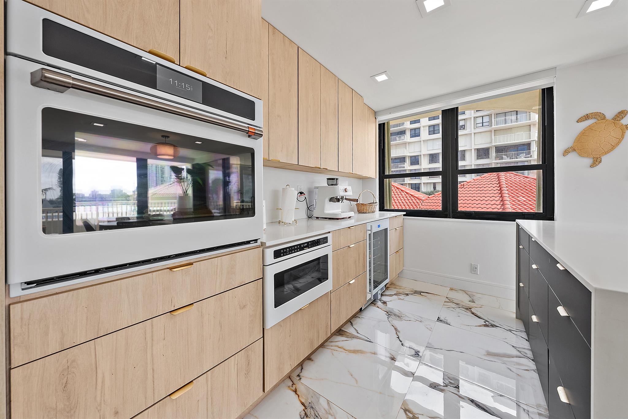 DUNES TOWERS CONDO - Residential Lease