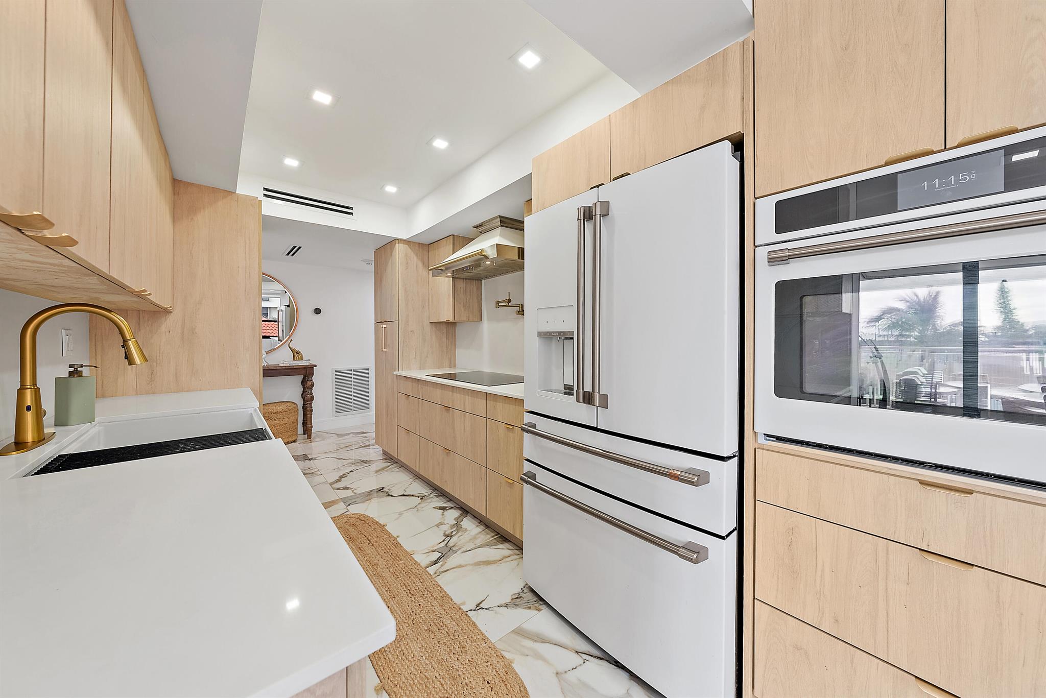 DUNES TOWERS CONDO - Residential Lease