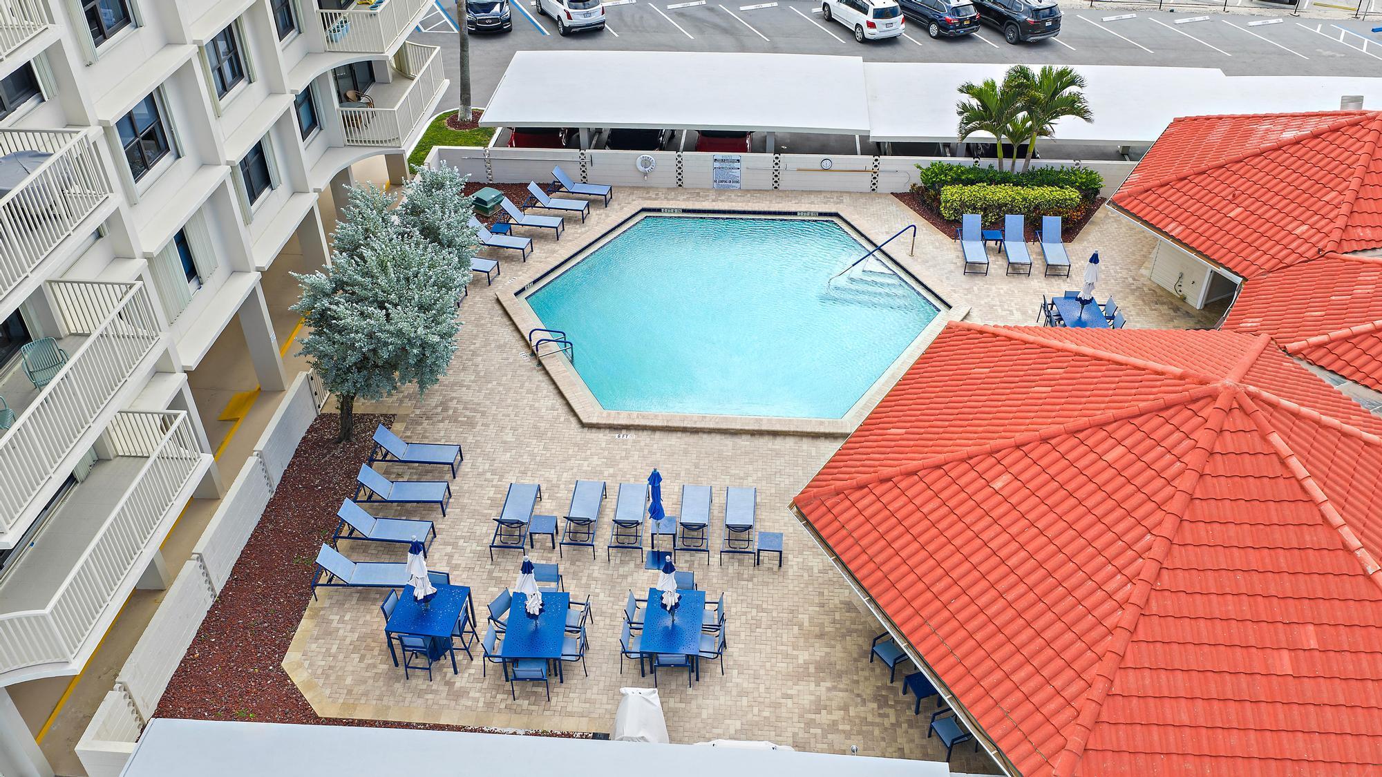 DUNES TOWERS CONDO - Residential Lease