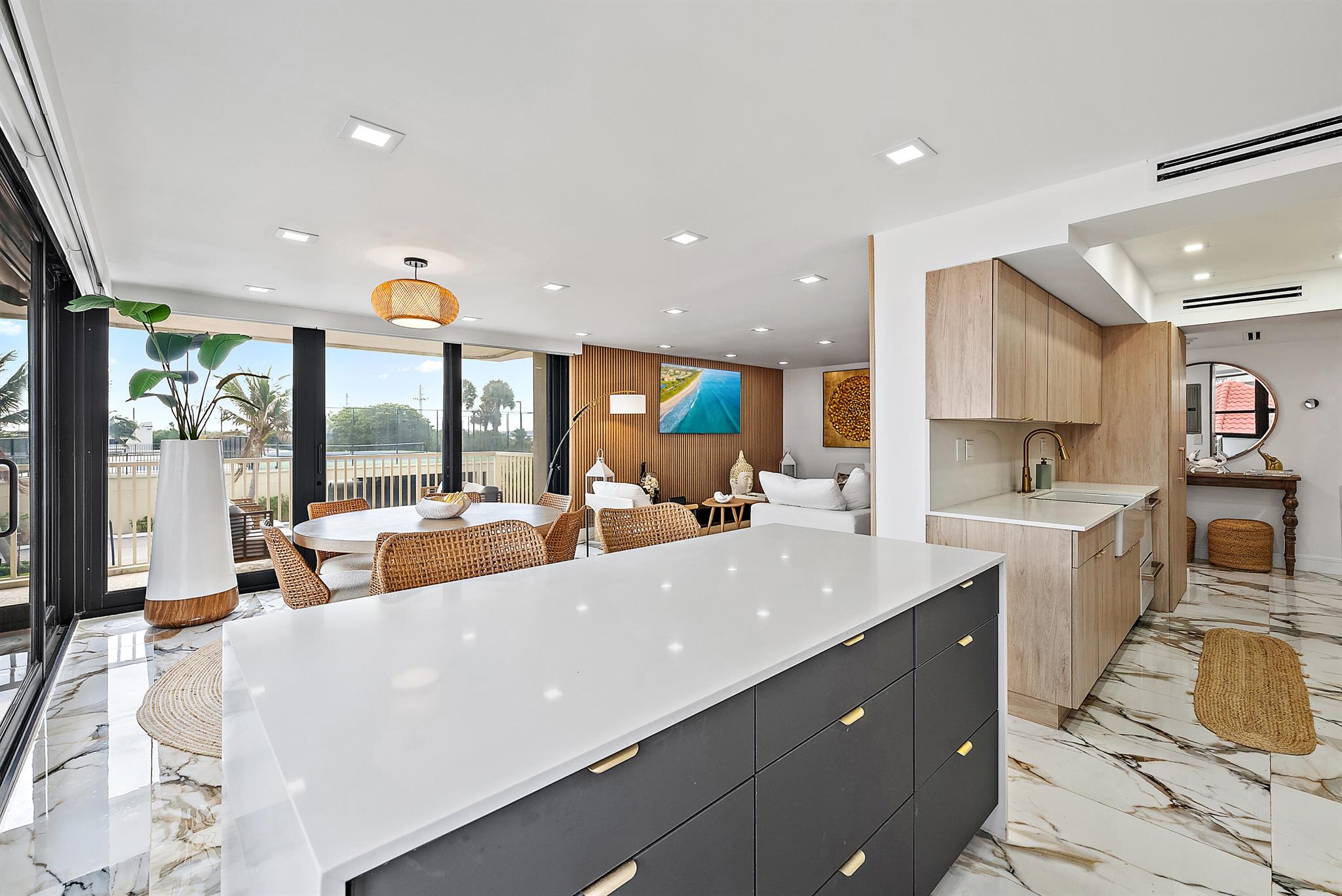 DUNES TOWERS CONDO - Residential Lease