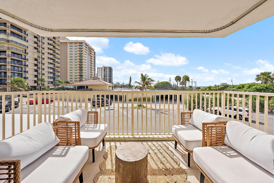 DUNES TOWERS CONDO - Residential Lease