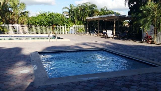 REFLECTIONS AT PEMBROKE P - Residential Lease