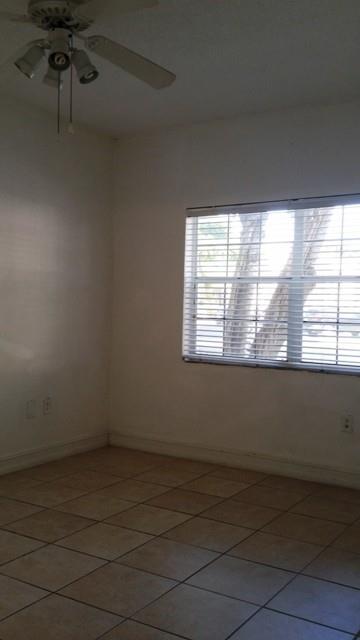 REFLECTIONS AT PEMBROKE P - Residential Lease