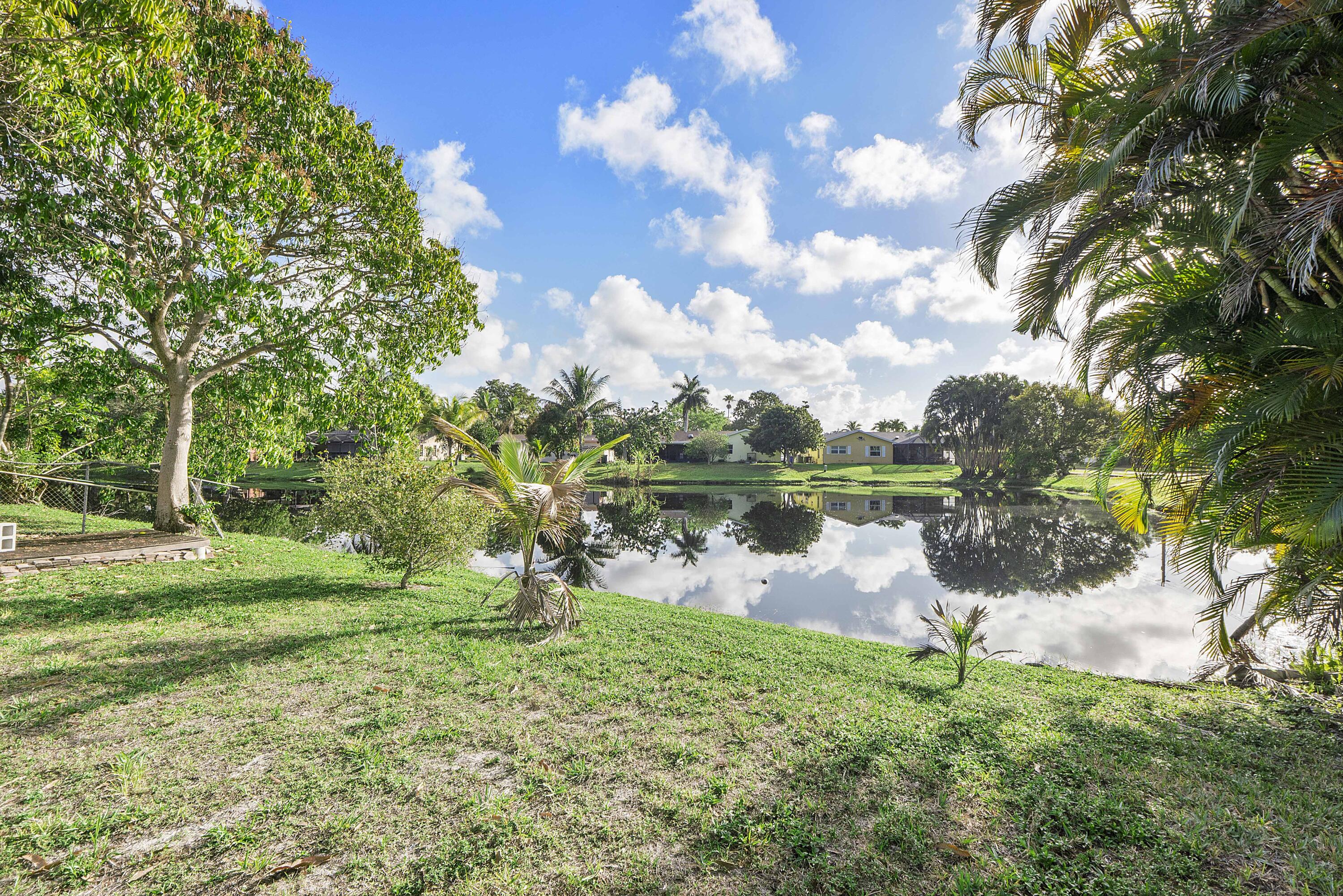 OAKLAND HILLS 1ST SEC - Residential