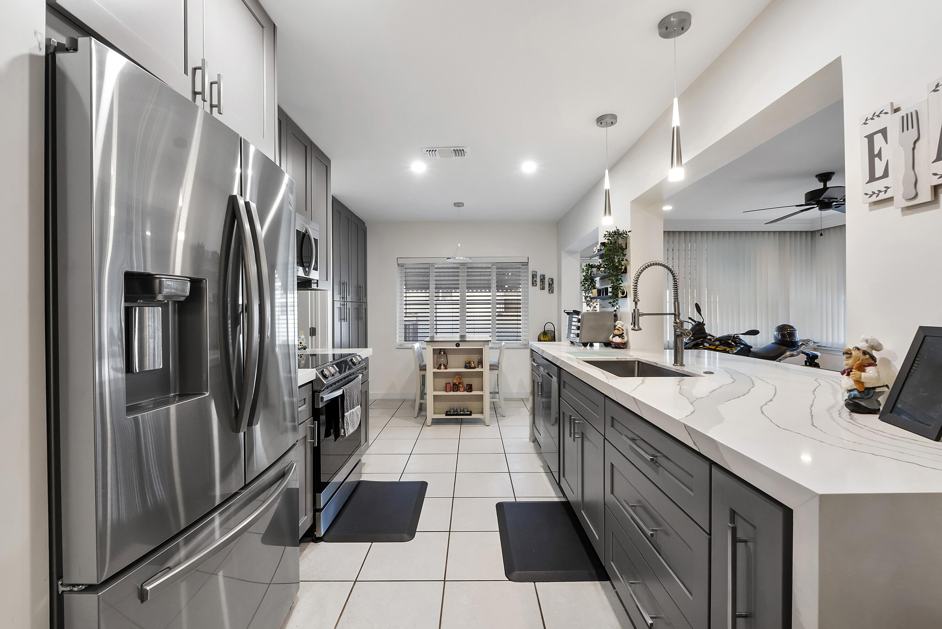 OAKLAND HILLS 1ST SEC - Residential