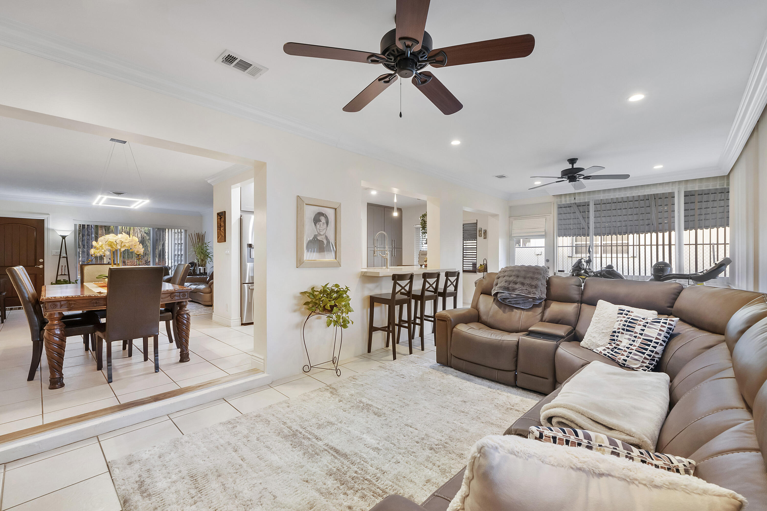 OAKLAND HILLS 1ST SEC - Residential