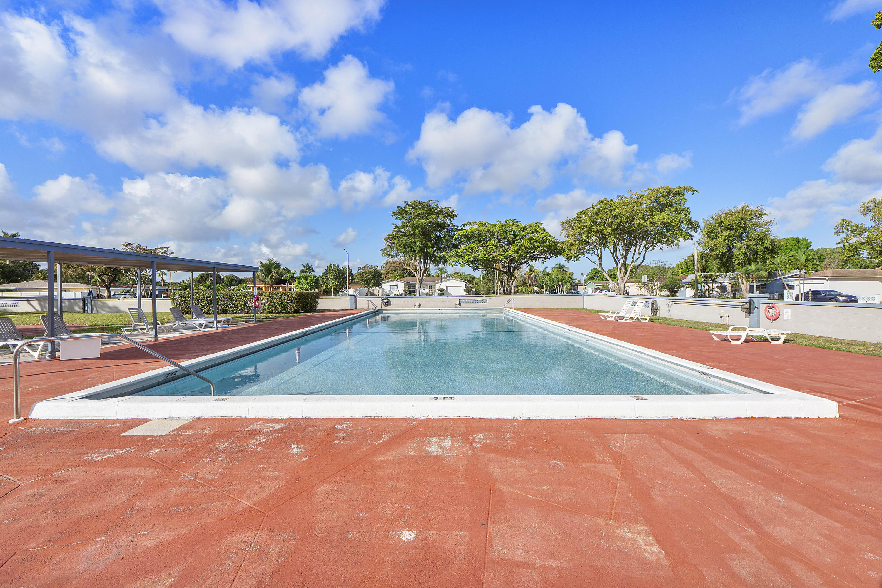 OAKLAND HILLS 1ST SEC - Residential