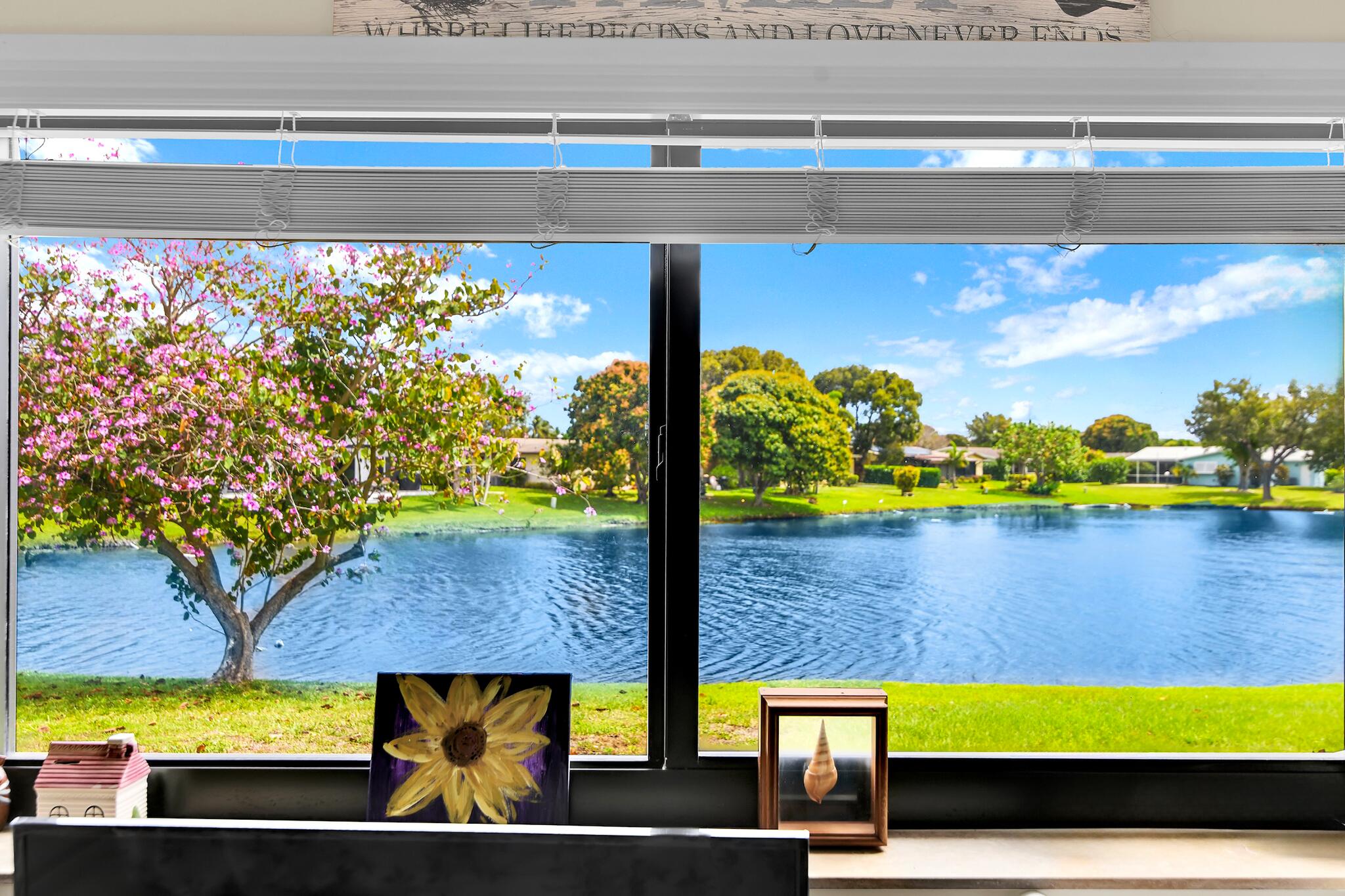 COCO WOOD LAKES SEC 1 - Residential