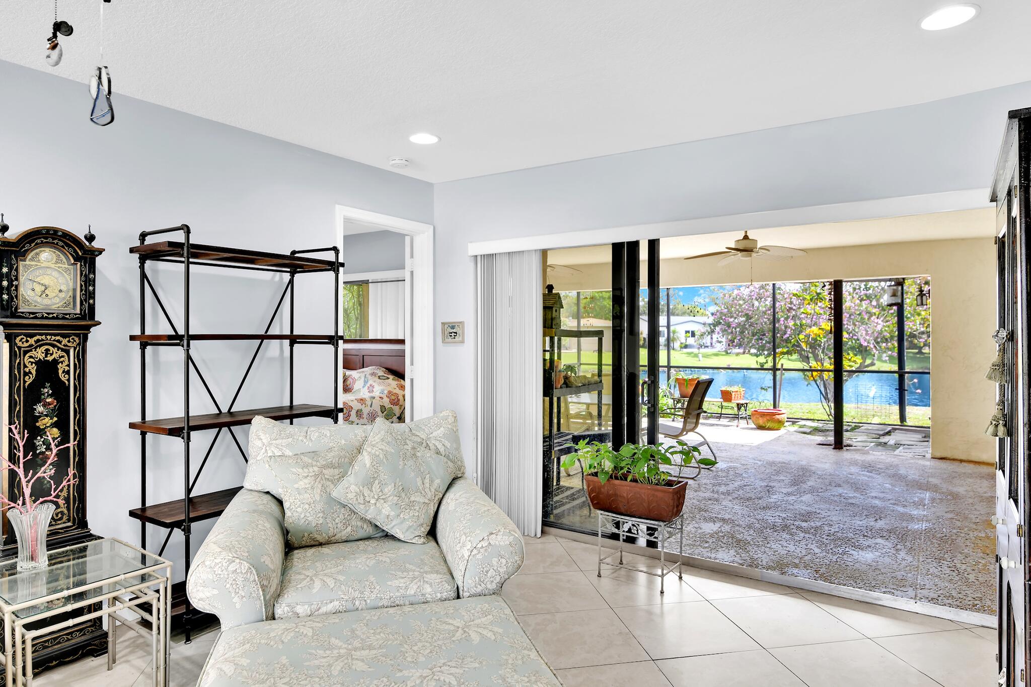 COCO WOOD LAKES SEC 1 - Residential