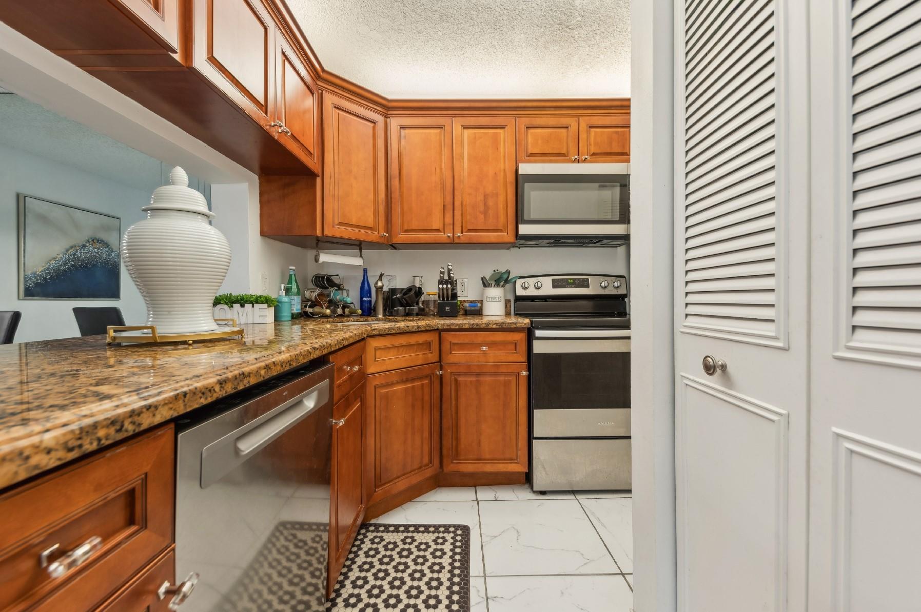 608 Sea Pine Way D2