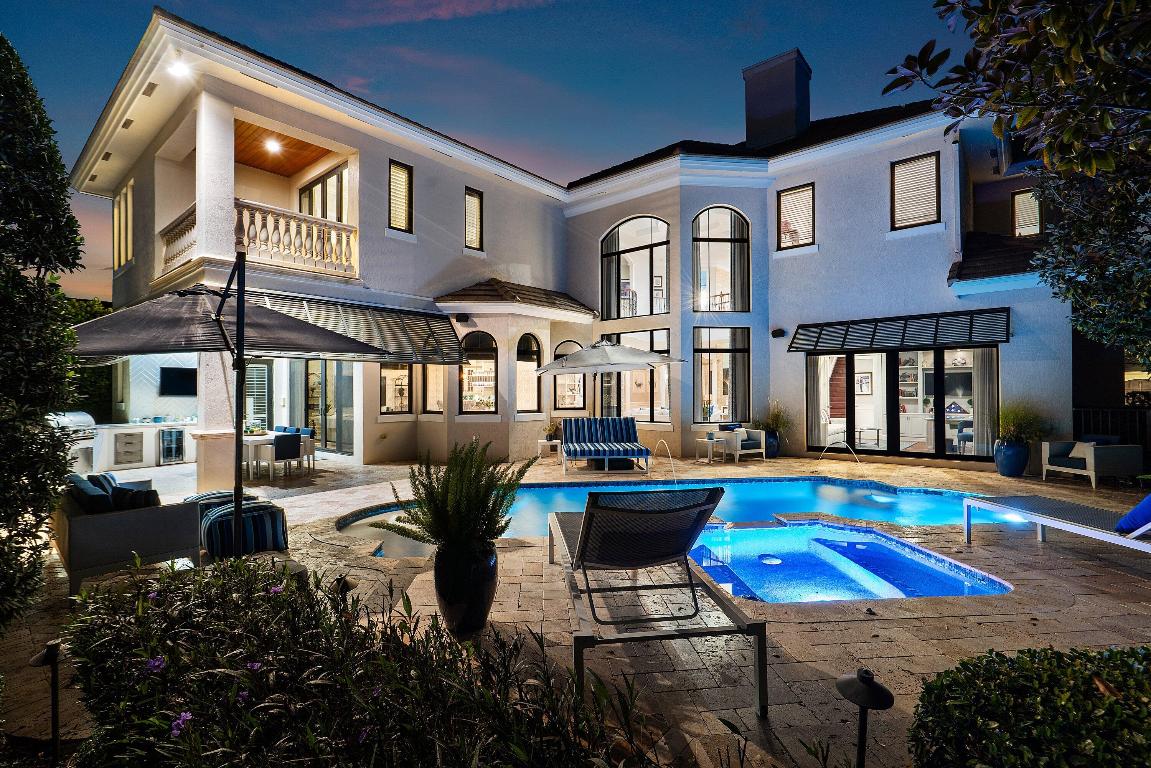 8988 Stone Pier Drive